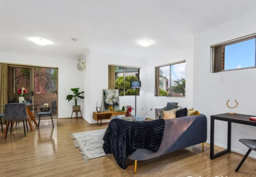 Additional image 2 of 3/2 Wentworth Avenue, Toongabbie NSW 2146