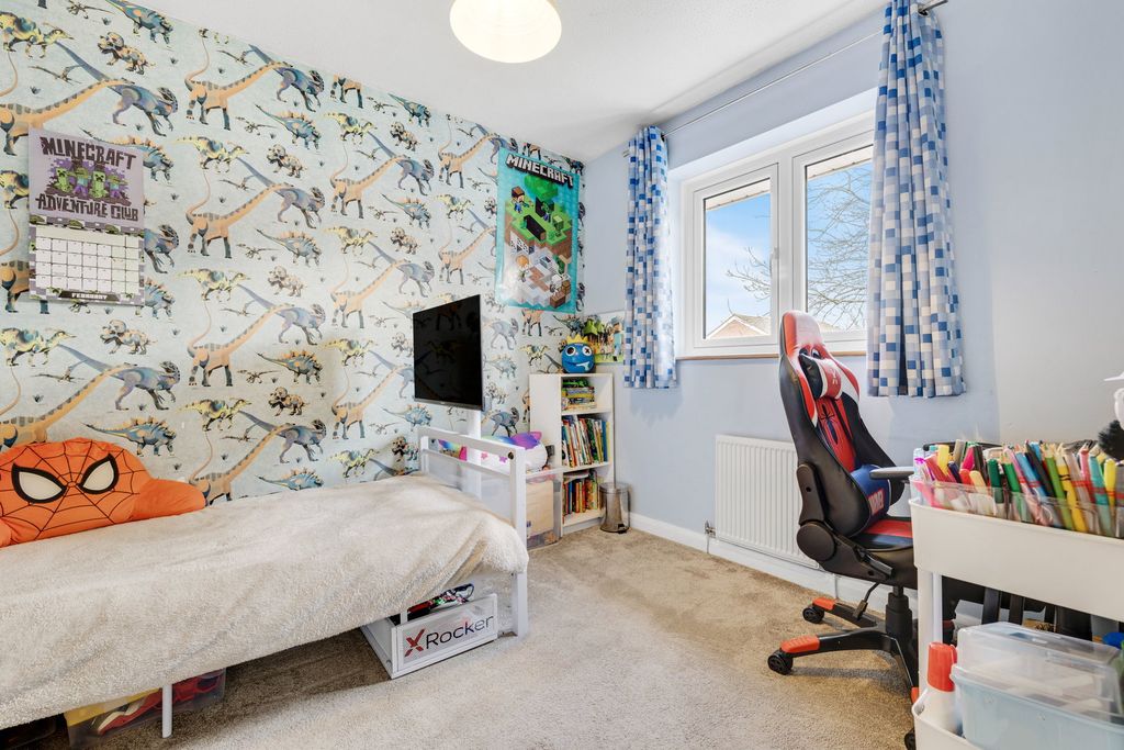 Additional image 21 of 4 bed semi-detached house for saleBarsham Drive, Brierley Hill DY5