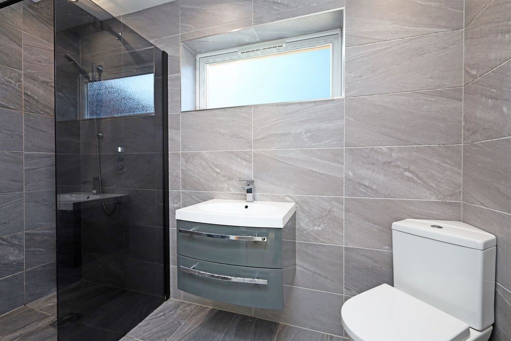 Additional image 17 of 3 bed bungalow for saleGarfits Lane PE21
