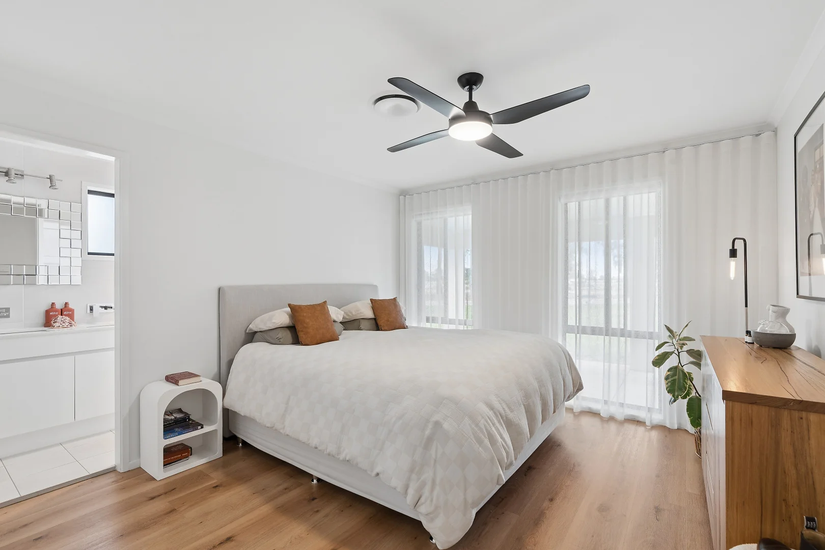 Additional image 11 of 336 Petersham Road, Leeton NSW 2705