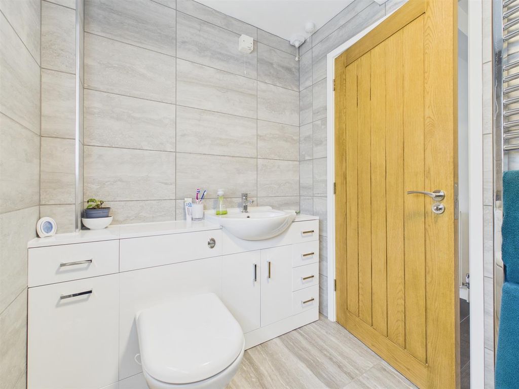 Additional image 11 of 4 bed chalet for saleHigher Park Road, Braunton EX33