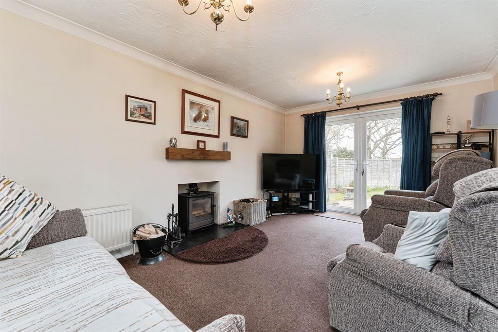 Additional image 5 of 4 bed detached house for saleChestnut Close, Brandon IP27