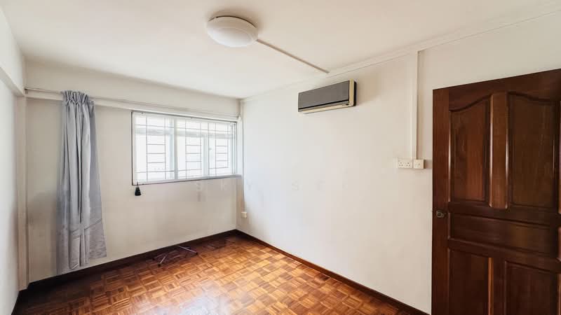 309 Serangoon Avenue 2 photo 5