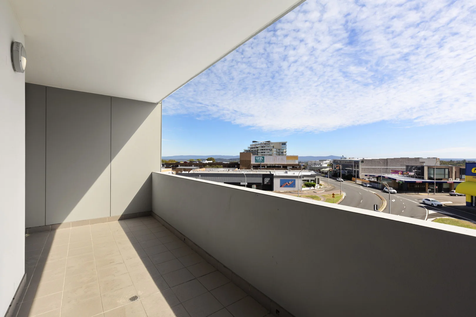 Additional image 4 of 411/215-217 Pacific Highway, Charlestown NSW 2290