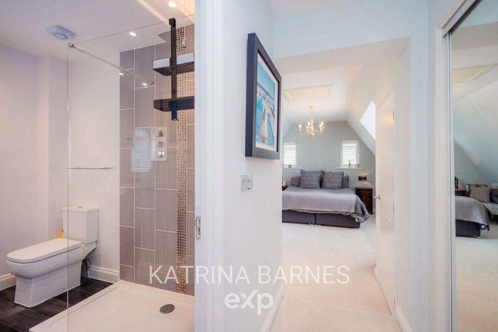 Additional image 7 of 6 bed detached house for saleGrantham Avenue, Great Notley CM77