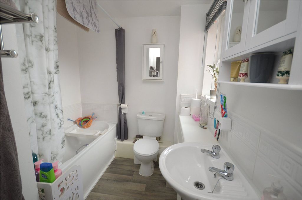 Additional image 9 of 2 bed flat for saleDuke Street, Bridgwater, Somerset TA6