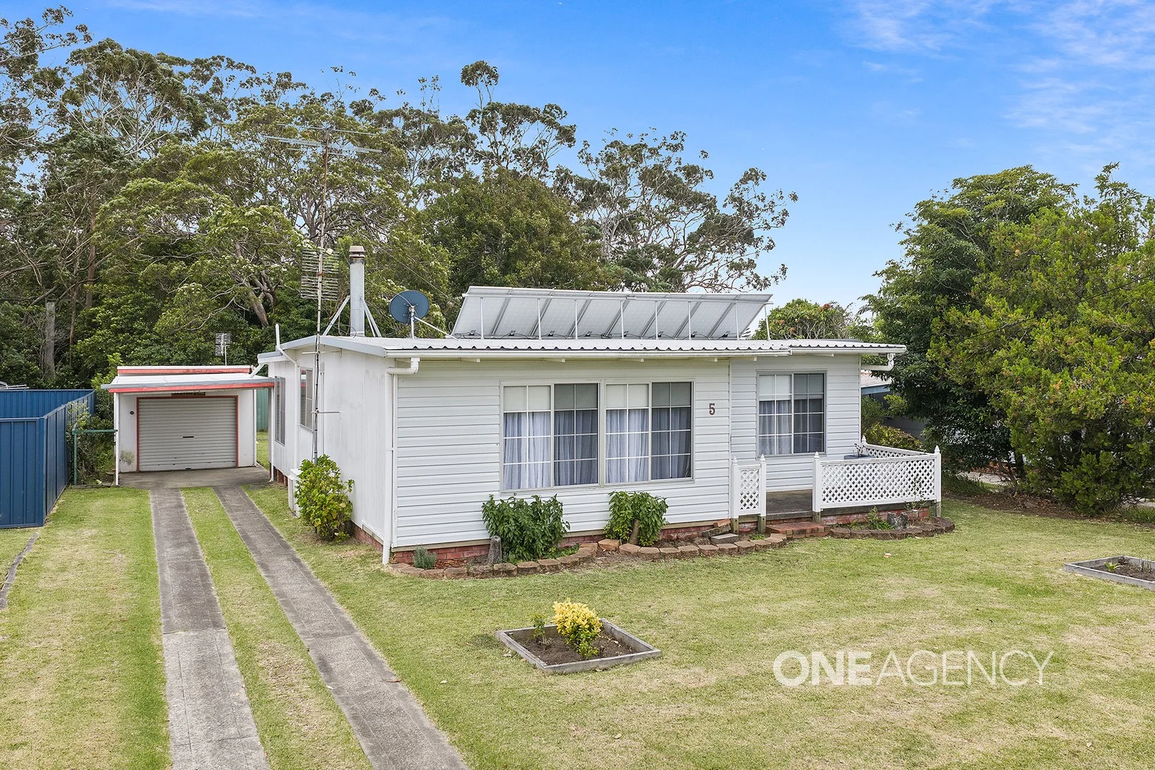 5 Glanville Road, Sussex Inlet NSW 2540