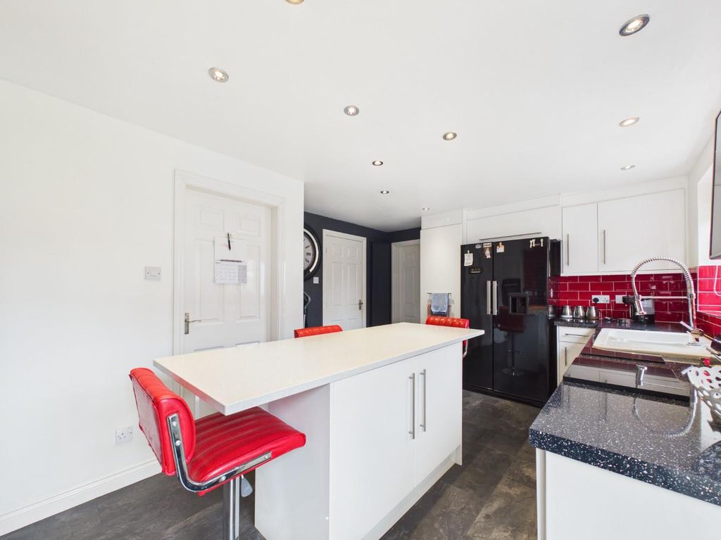 Additional image 15 of 5 bed detached house for sale5 Bed Detached House, Aysgarth Rise, Bridlington YO16