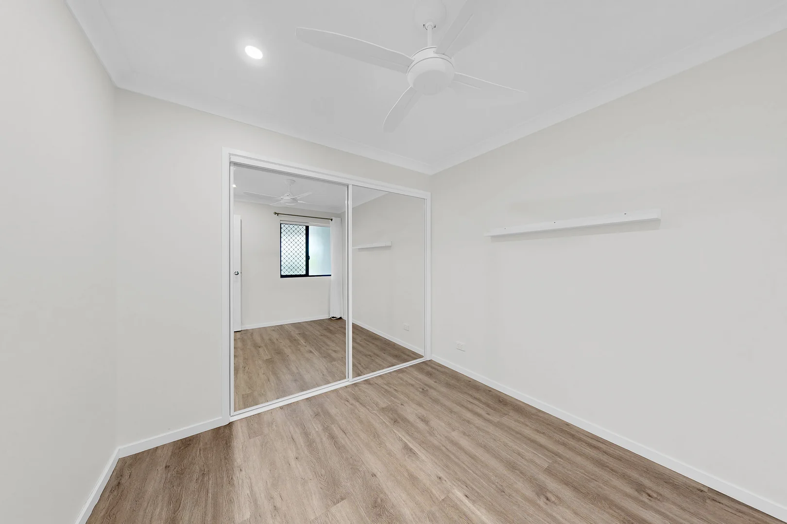 21/115 Main Street, Beenleigh QLD 4207 photo 5