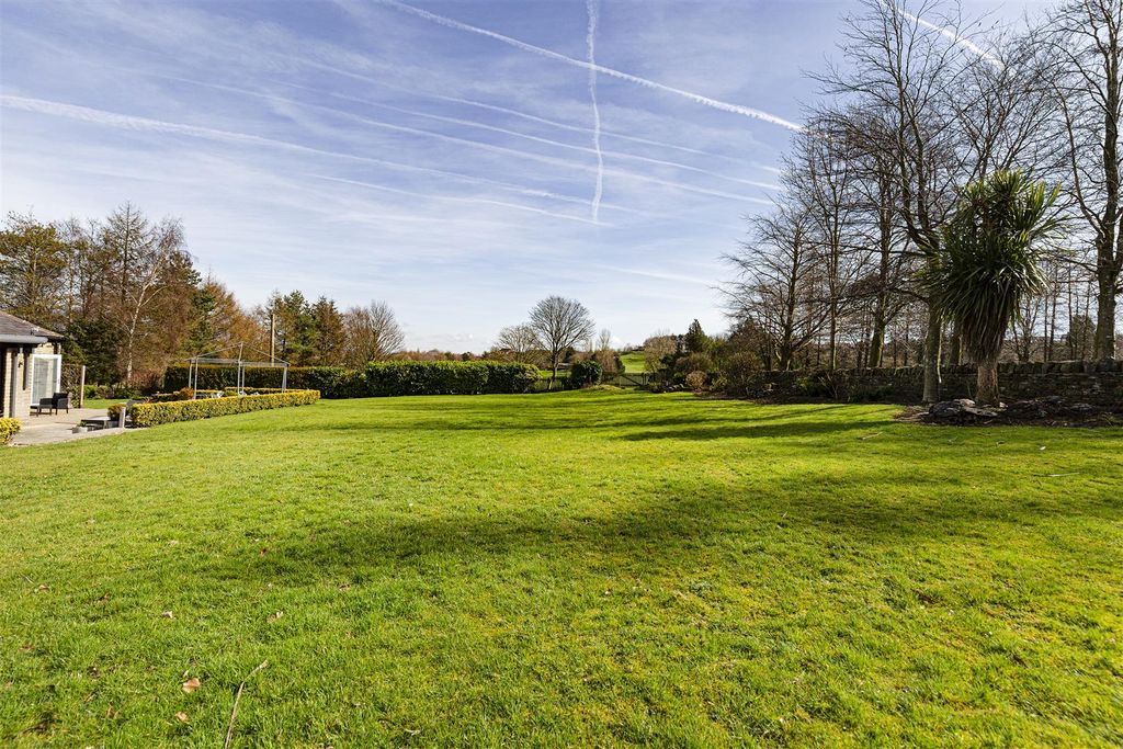 Additional image 51 of 4 bed detached house for saleBeaconsfield Road, Clayton, Bradford BD14