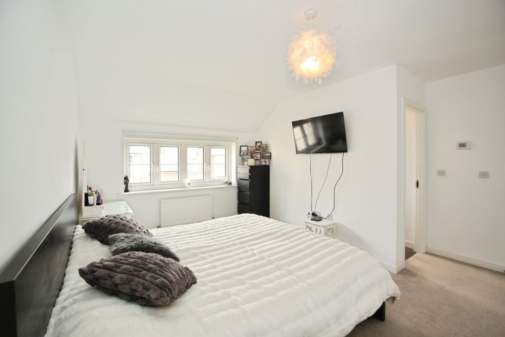 Additional image 20 of 4 bed detached house for saleCastle Way, Newport NP10