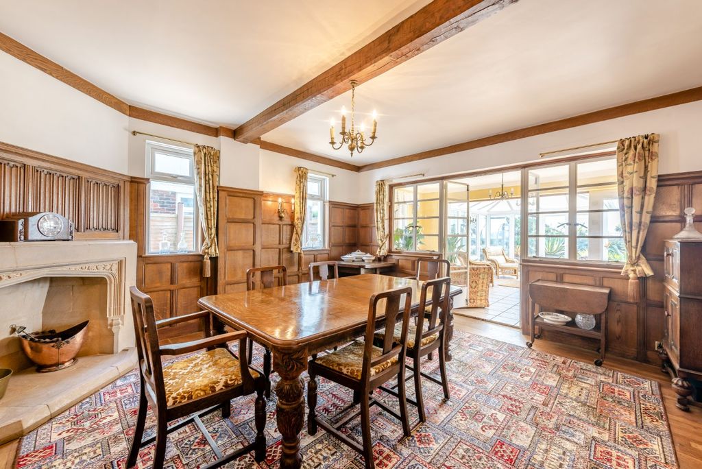 Additional image 9 of 5 bed detached house for saleAldwick Avenue, Aldwick, West Sussex PO21