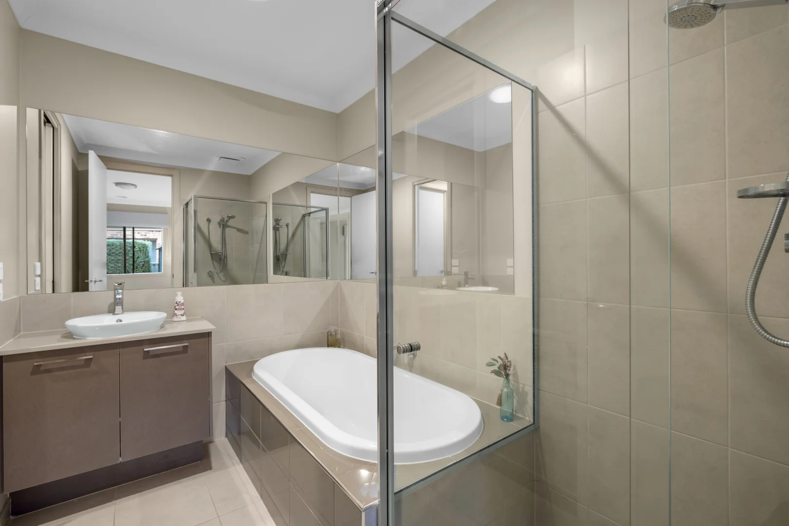 Additional image 18 of 2 Spring Place, Drouin VIC 3818