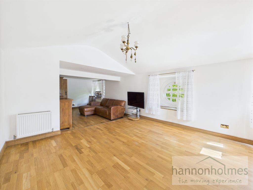 Additional image 53 of 6 bed semi-detached house for saleLadyshore Road, Little Lever, Bolton BL3