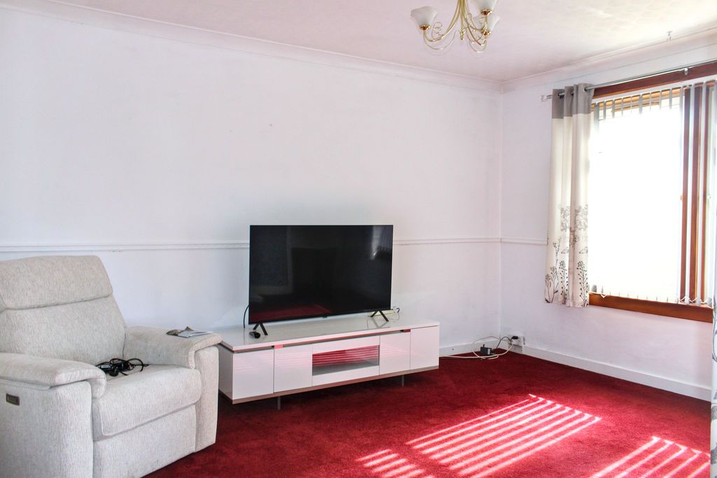 Additional image 3 of 2 bed flat for sale15 Alloa Road, Tullibody FK10