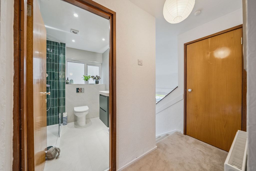 Additional image 20 of 4 bed detached house for sale29 Dalmore Crescent, Helensburgh G84