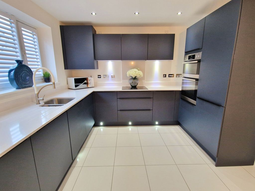 Additional image 12 of 4 bed detached house for saleLlys Penfro, Newton, Porthcawl CF36