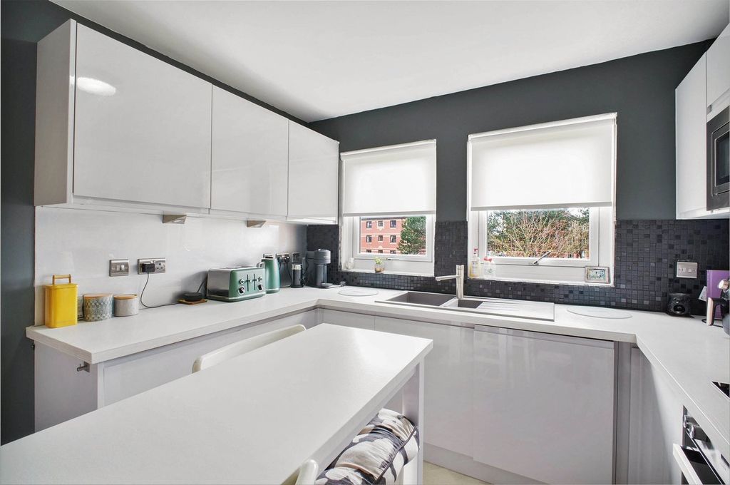 Additional image 3 of 2 bed flat for salePowmill Gardens, Prestwick KA9