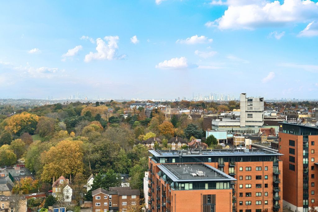 Additional image 6 of 2 bed flat for saleSt. Marks Square, Bromley BR2
