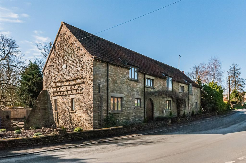 3 bed barn conversion for saleThe Old Barn, Westgate, North Newbald, York YO43