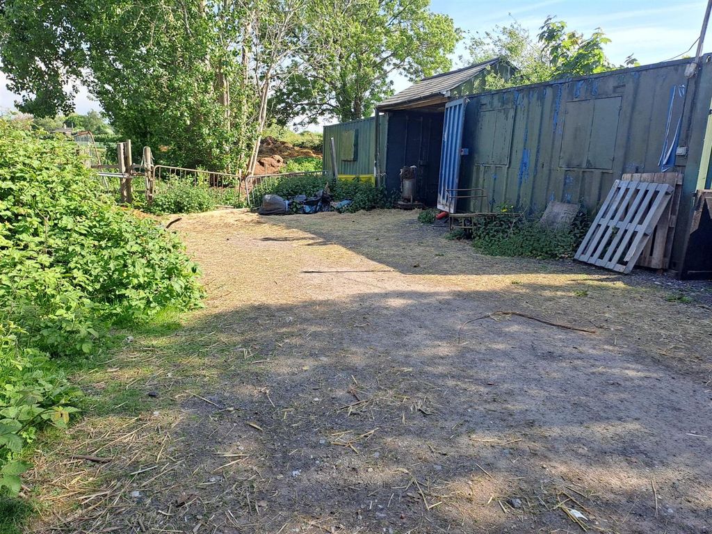 Additional image 19 of Land for saleNew Farm Livery, Netherley Road, Tarbock Green L35