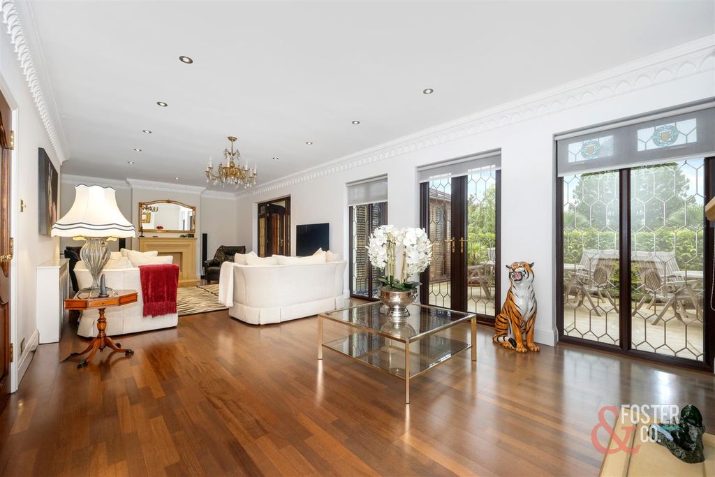 Additional image 3 of 5 bed detached house for saleSurrenden Crescent, Brighton BN1