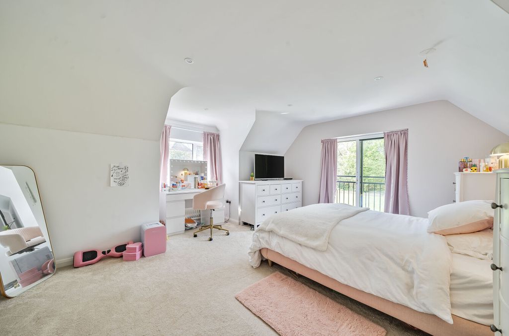 Additional image 10 of 5 bed detached house for saleArmstrong Road, Brockenhurst SO42