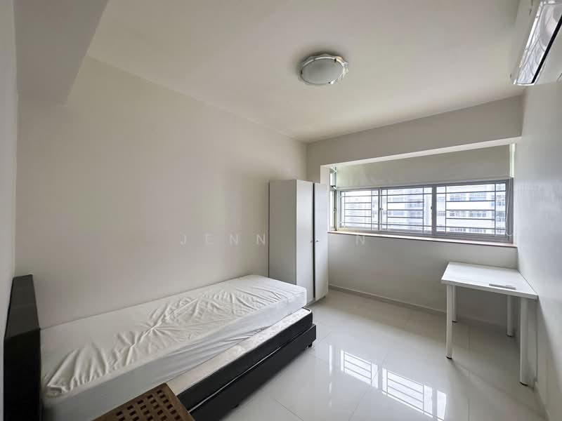52 Strathmore Avenue photo 5