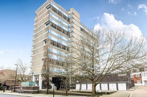 Castle Way, Southampton, Hampshire SO14