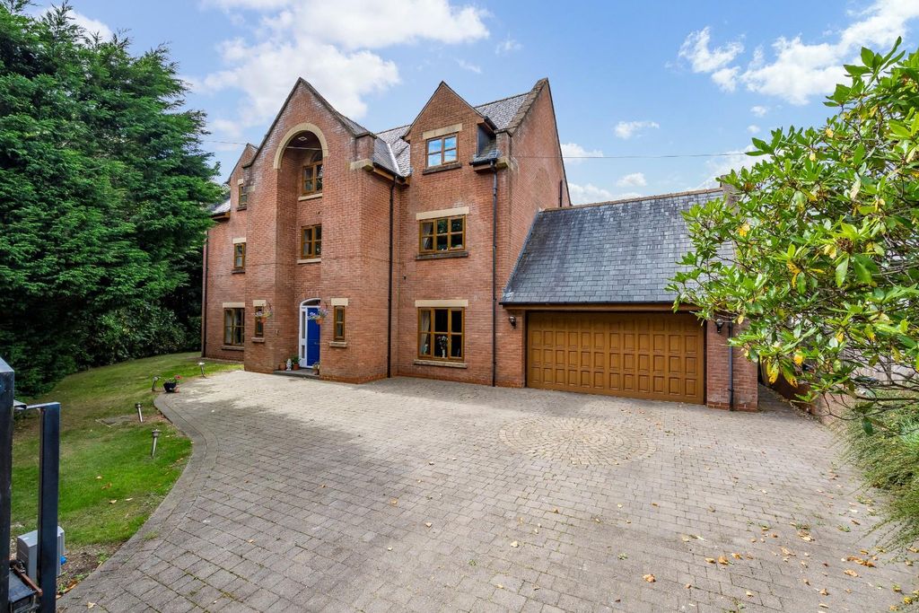 Additional image 42 of 6 bed detached house for saleTowncroft Lane, Heaton, Bolton BL1