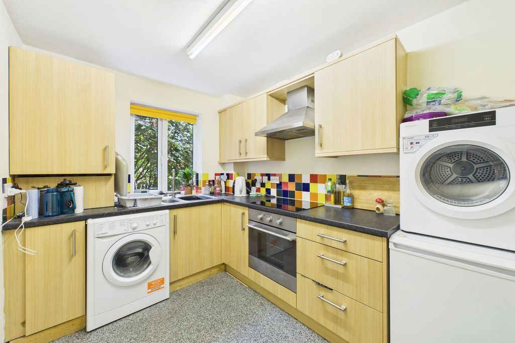 Additional image 4 of 1 bed flat for saleAvenue Gardens, Thetford IP24