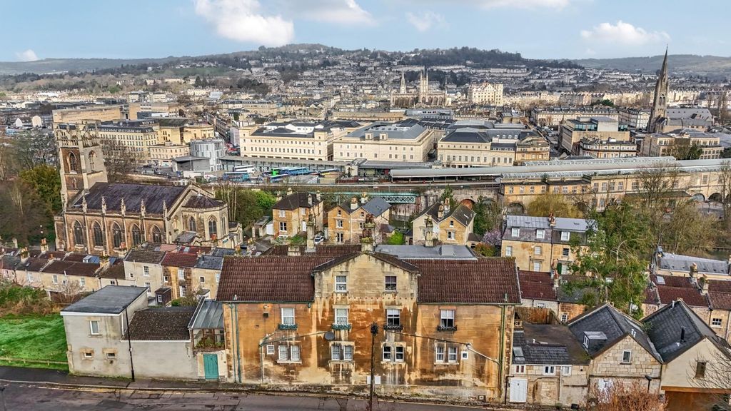 Additional image 17 of 2 bed flat for saleCalton Road, Lyncombe, Bath BA2