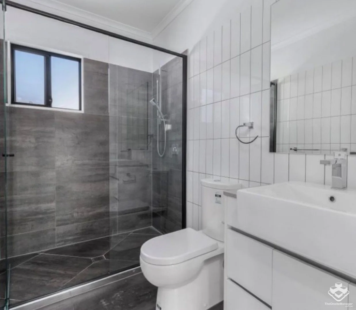 Additional image 8 of ID:21174009/33 Henderson Road, Everton Hills QLD 4053