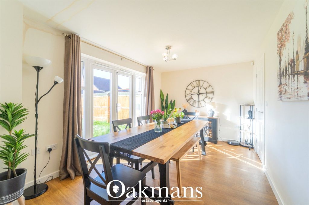 Additional image 7 of 4 bed detached house for saleSaxifrage Close, Bromsgrove, Worcestershire B61