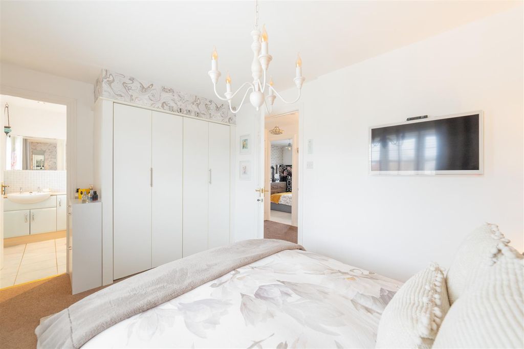 Additional image 10 of 3 bed detached house for sale83 Hallydown Crescent, Eyemouth TD14