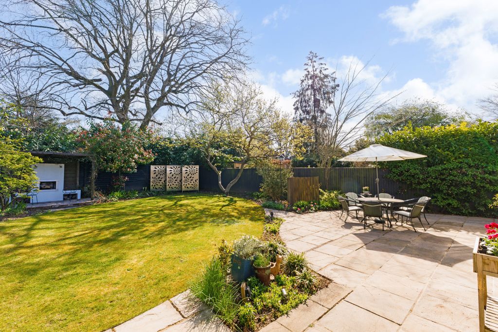 Additional image 14 of 5 bed detached house for saleThe Avenue, The Abbotsbrook, Bourne End SL8