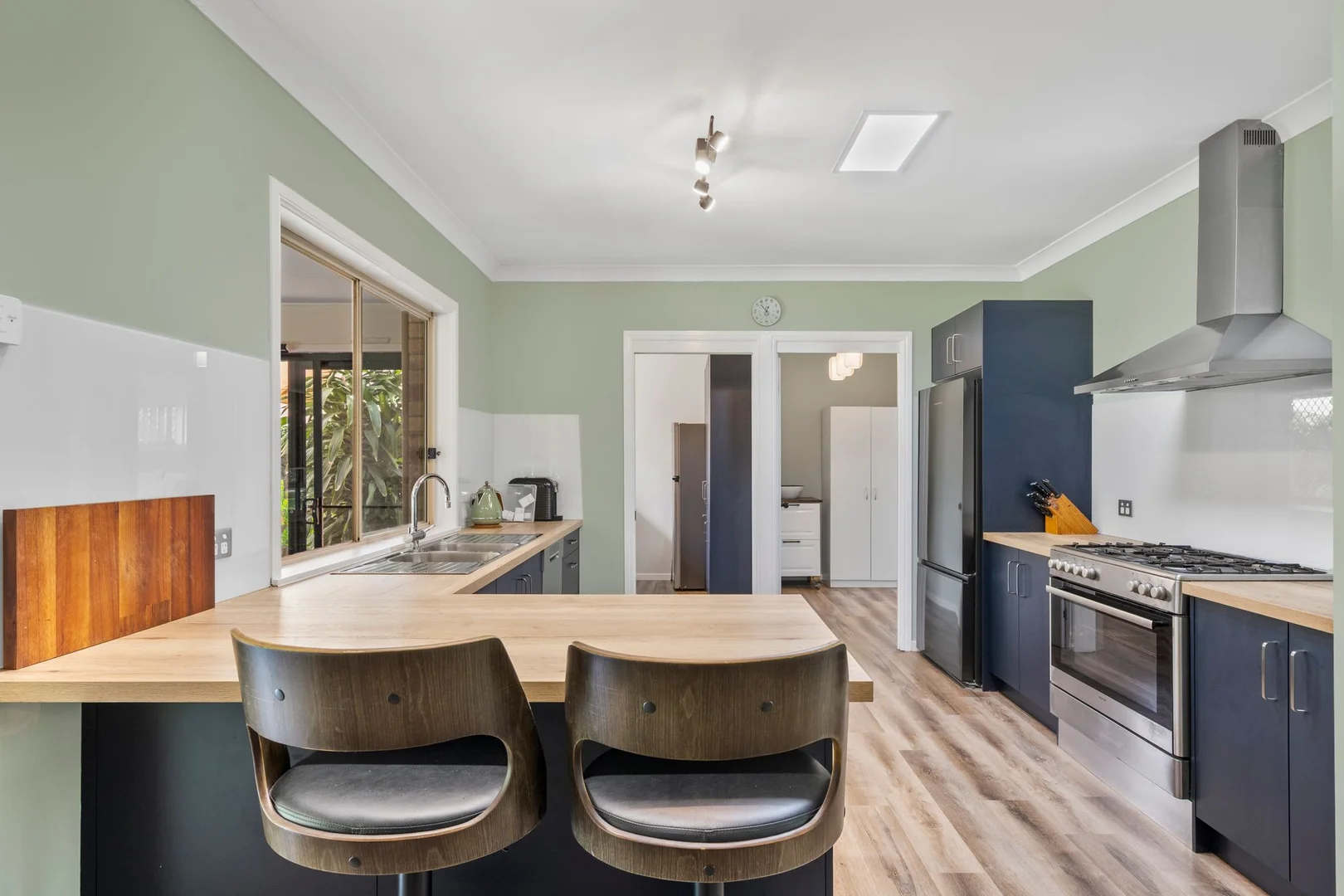 Additional image 7 of 54 Flame Tree Court, Walloon QLD 4306