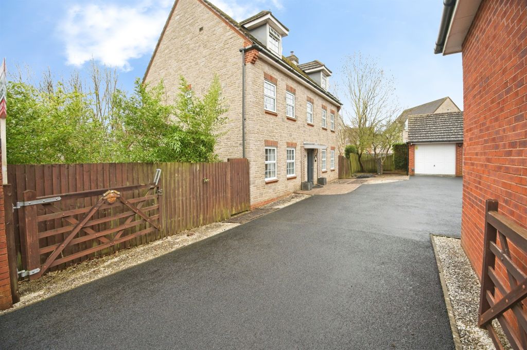 Additional image 29 of 5 bed detached house for saleBryn Dryslwyn, Bridgend CF31