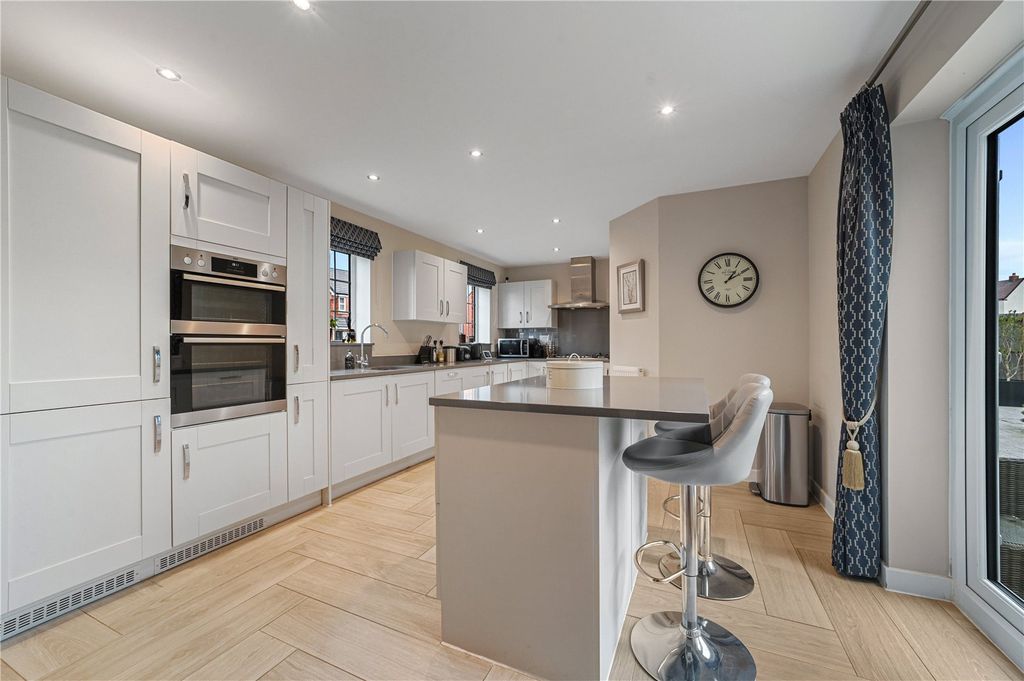 Additional image 4 of 4 bed detached house for saleHensman Close, Bishop's Stortford, Hertfordshire CM23