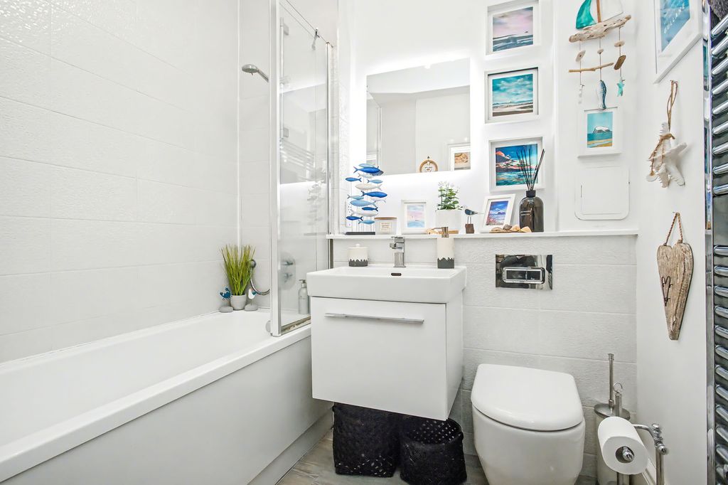 Additional image 8 of 1 bed flat for sale8 Marine House, Muirfield Drive, Gullane EH31