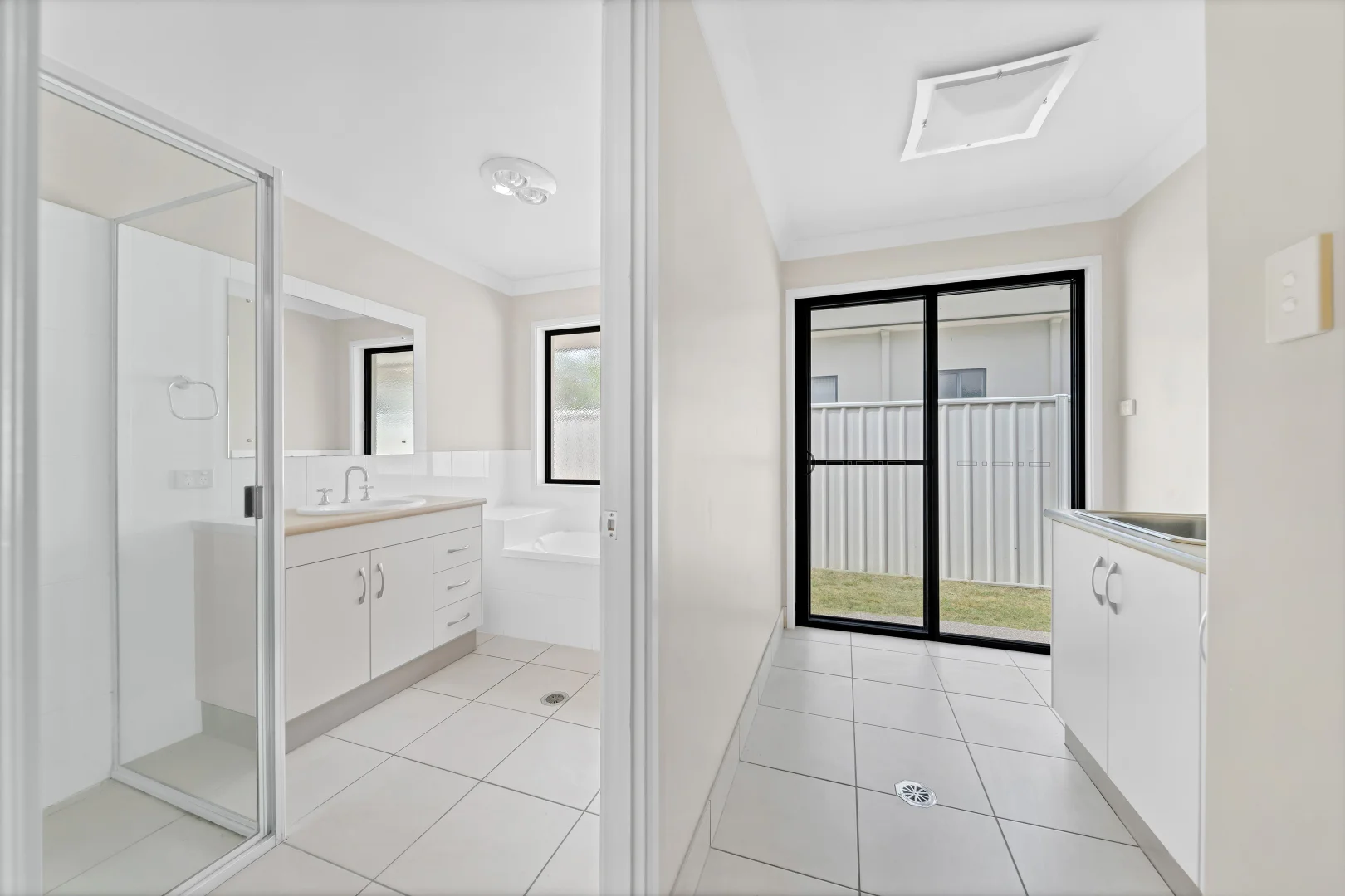 Additional image 12 of 43 Mayfair Drive, Emerald QLD 4720