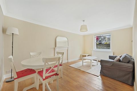 Cazenove Road, Cazenove N16