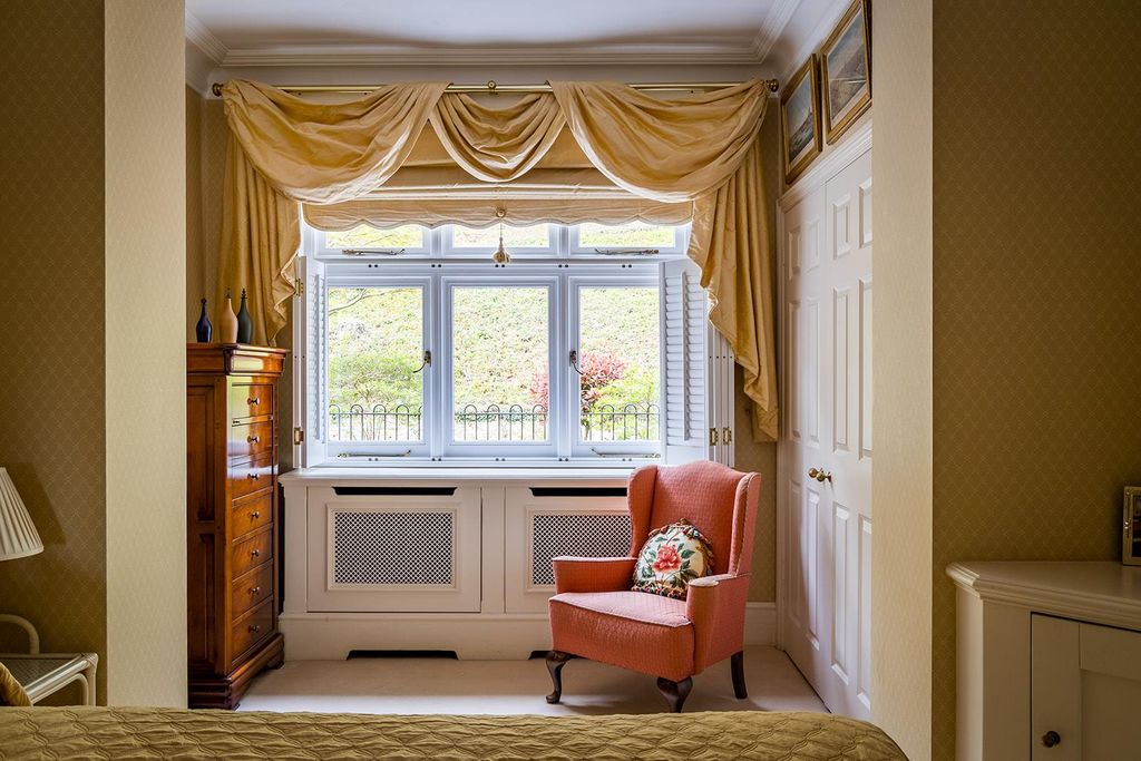 Additional image 31 of 3 bed flat for saleSnowdenham Hall, Snowdenham Lane Bramley, Guildford GU5