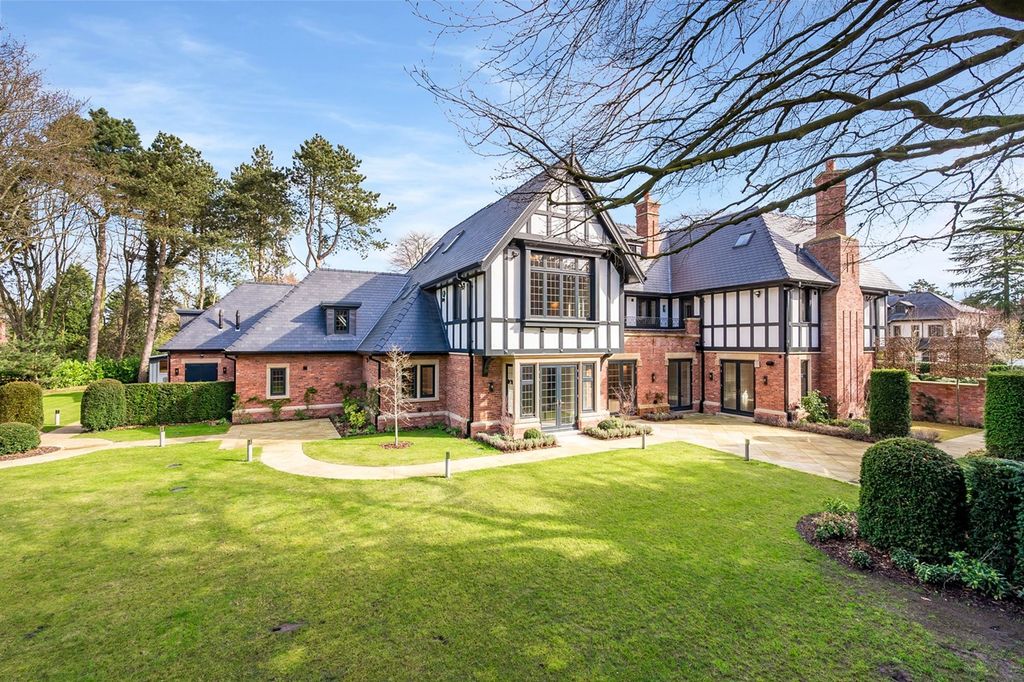 Additional image 5 of 7 bed detached house for saleBroadway, Hale WA15