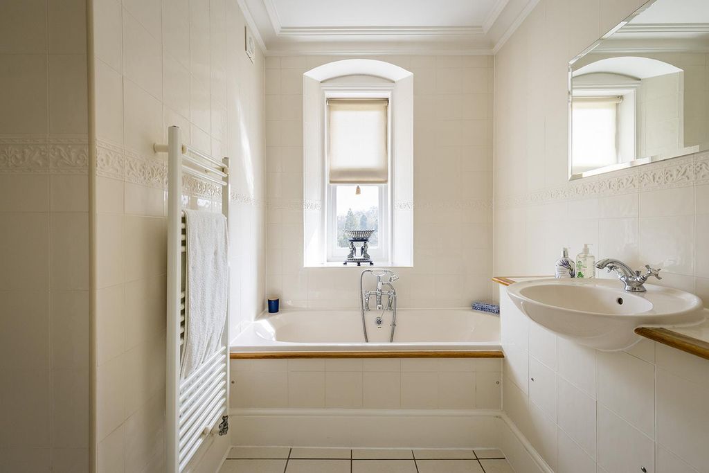 Additional image 35 of 3 bed flat for saleSnowdenham Hall, Snowdenham Lane Bramley, Guildford GU5