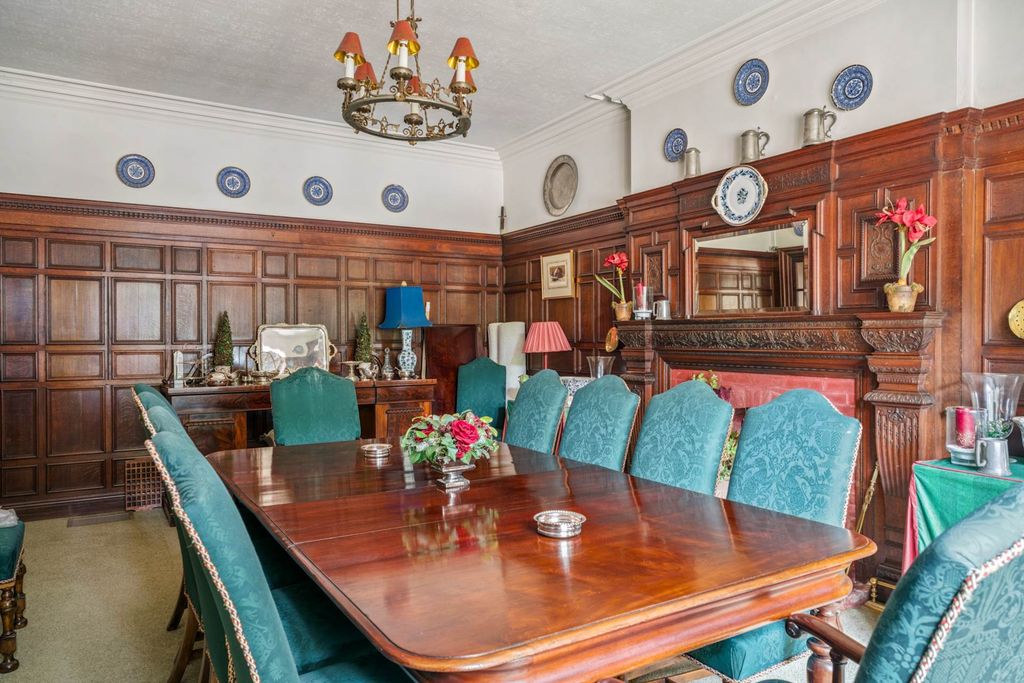 Additional image 17 of 7 bed property for saleStewkley Road, Soulbury LU7