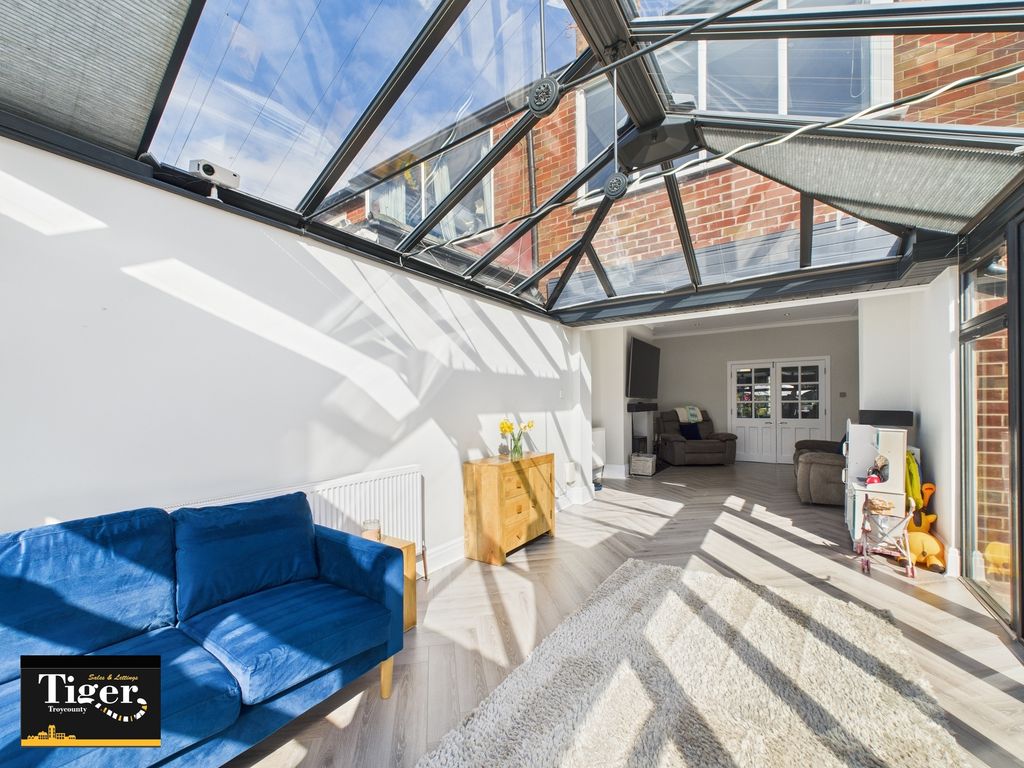 Additional image 13 of 4 bed semi-detached house for saleWest Park Drive, Blackpool FY3