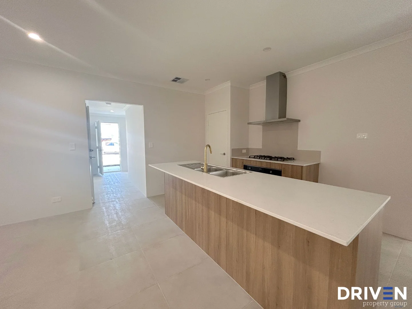 8 Perspective Drive, Alkimos WA 6038 photo 2