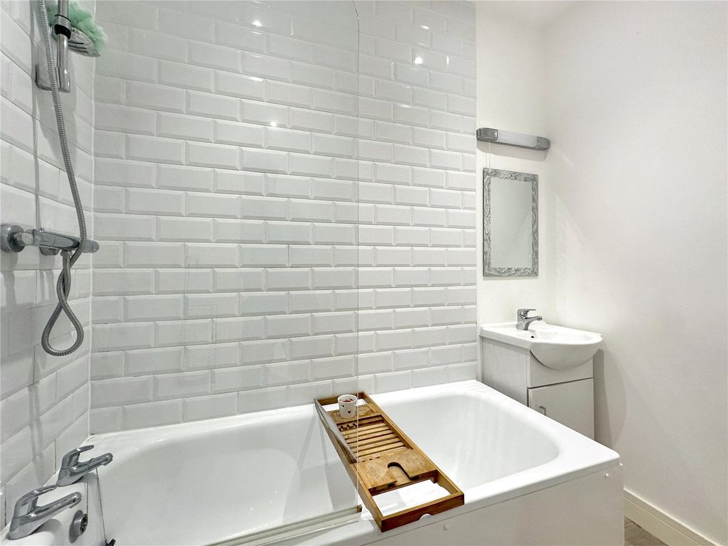 Additional image 13 of 2 bed flat for saleOakfield Street, Blandford Forum, Dorset DT11