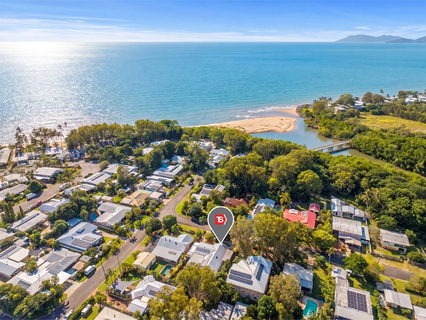Additional image 3 of 9 Gerbera Street, Holloways Beach QLD 4878